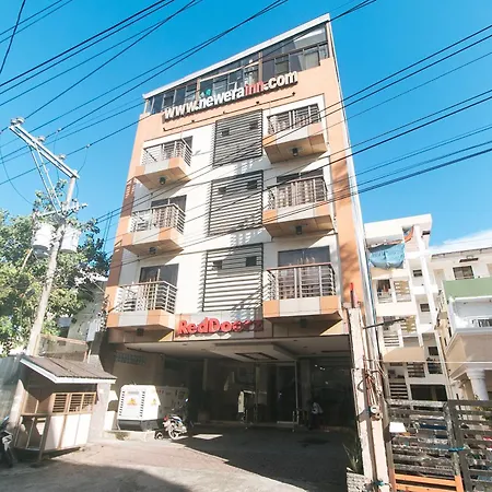 RedDoorz near Landers Superstore Cebu City